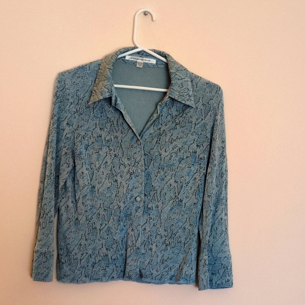 Diane von FURSTEBERG Silk Blue Patterned Shirt L